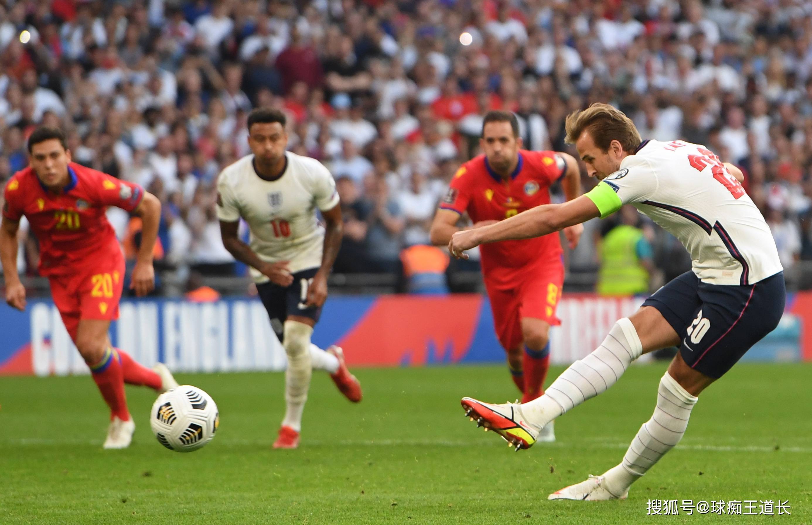 帕雷德斯强 帕雷德斯强