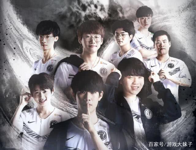 球队在中场 球队在中场