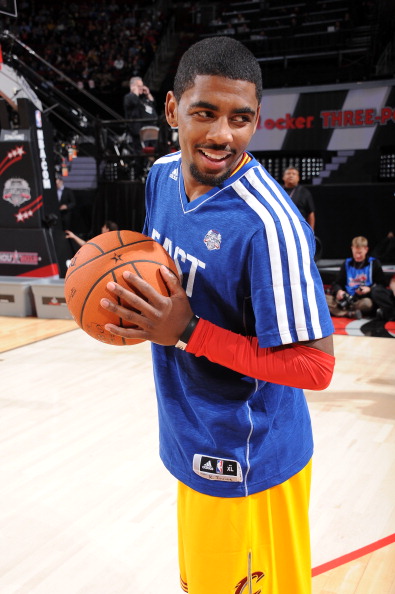 并驾齐驱 并驾齐驱