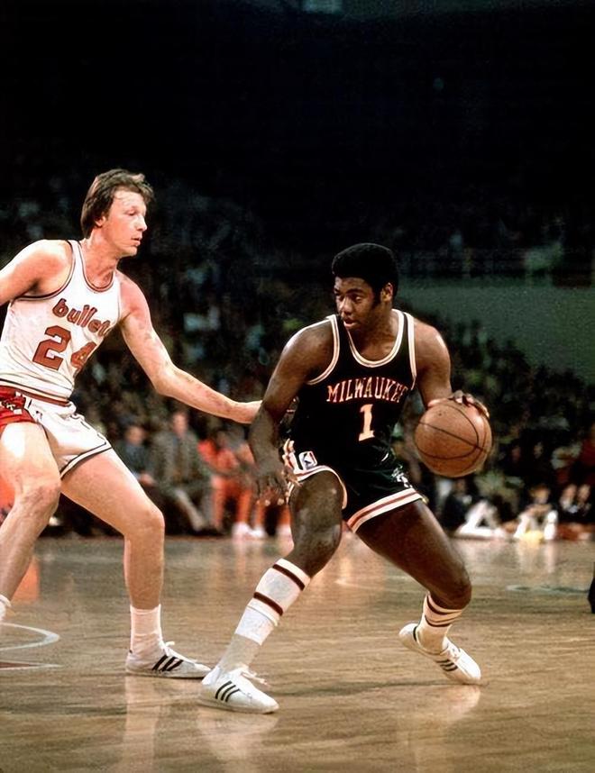 早攻出手 早攻出手